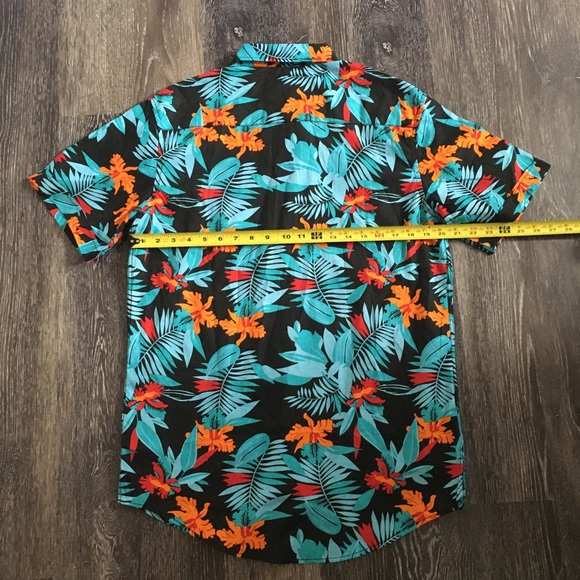 Hawaiian Coastal Shirt Size Medium Men’s - Picture 2 of 8